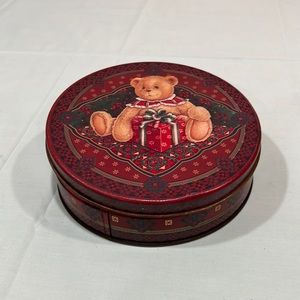 Vintage Teddy Bear Cookie Tin